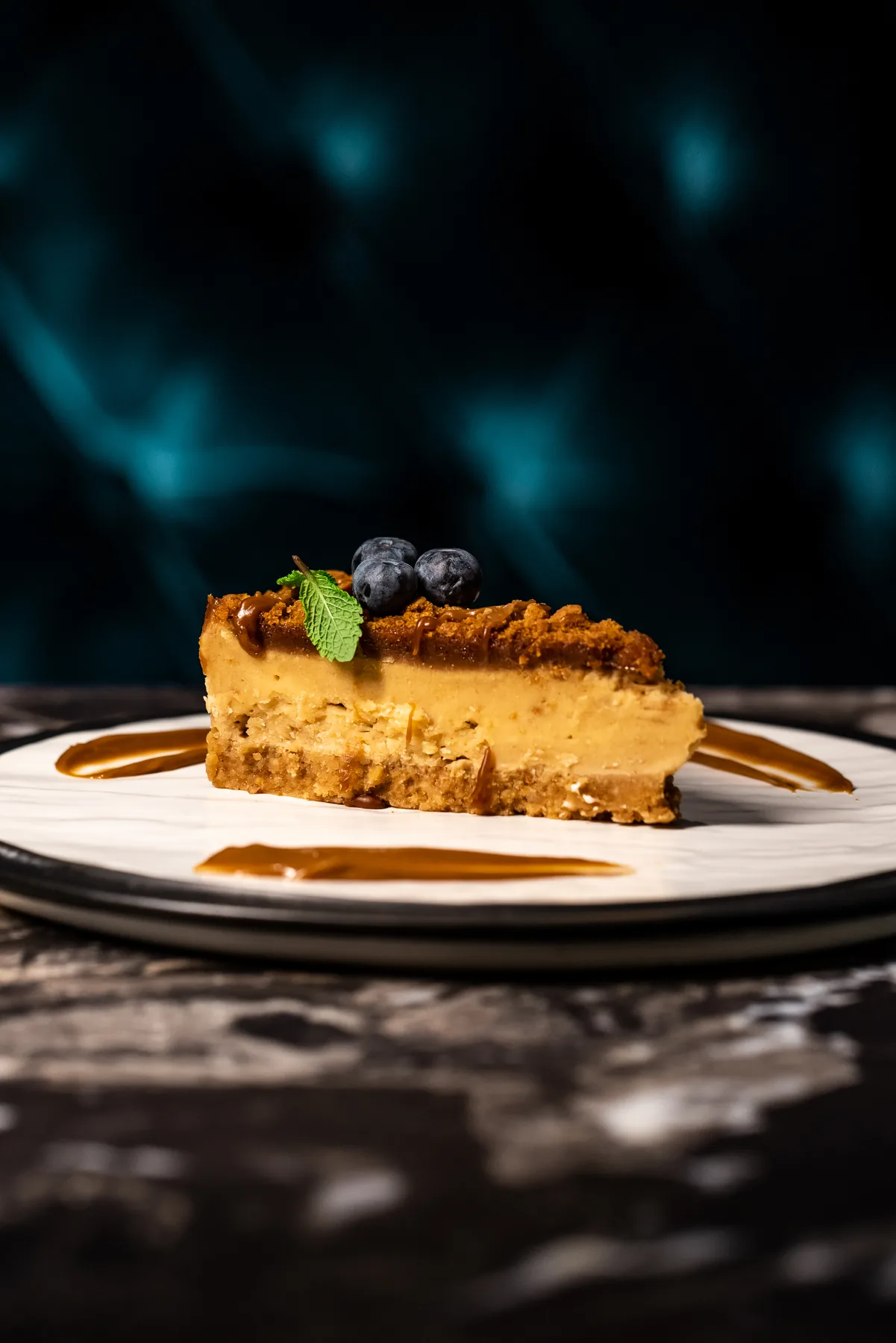 Biscoff cheesecake dessert plate